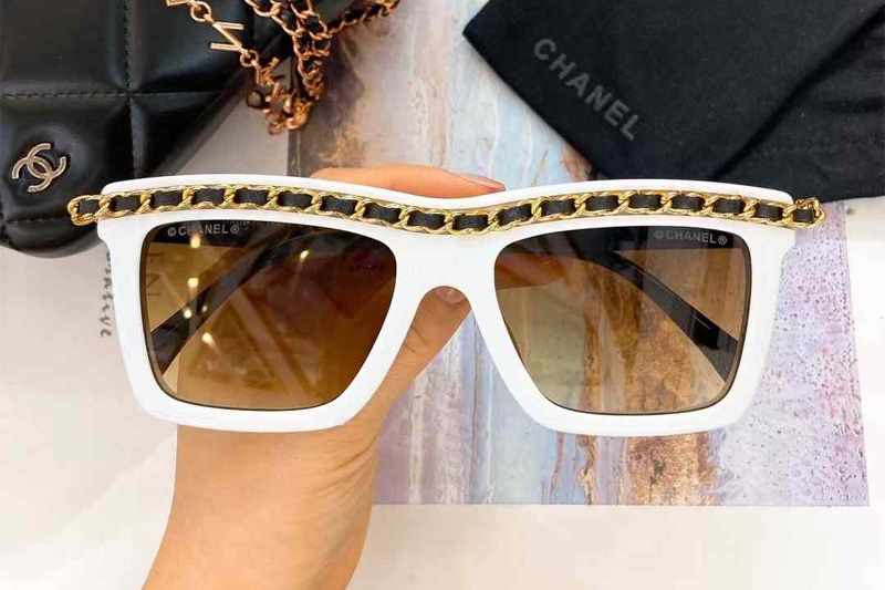CH9144 Sunglasses White Gradient Brown