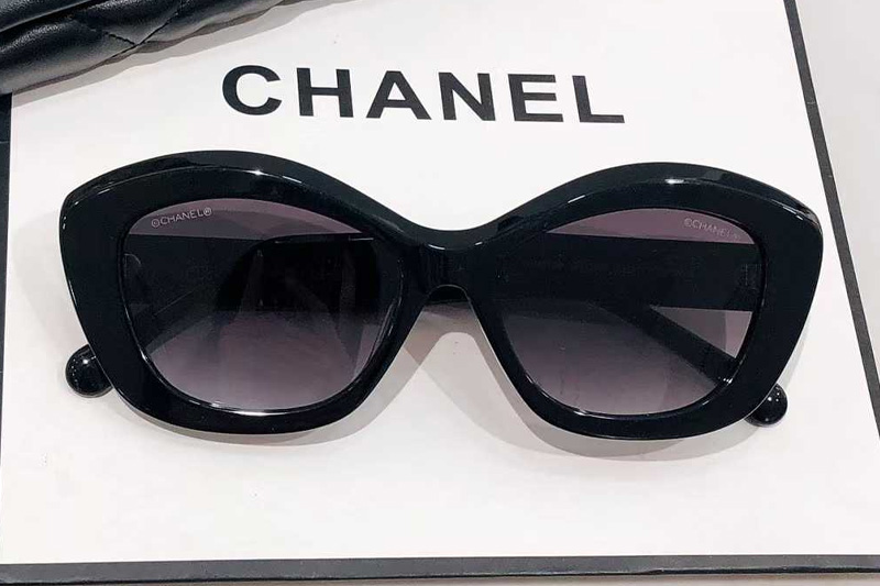 CH9161B Sunglasses Black Gradient Gray