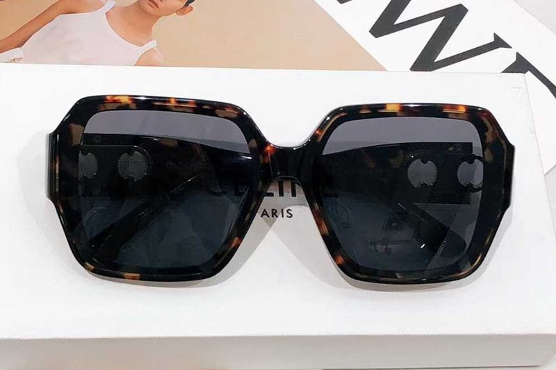 CL40251U Sunglasses Tortoise Gray