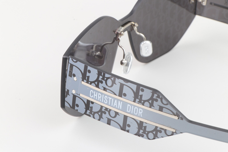 Club M6U Sunglasses Gray Silver Logo