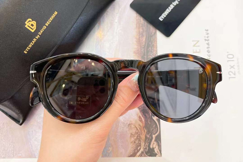 DB7041S Sunglasses Tortoise Gray