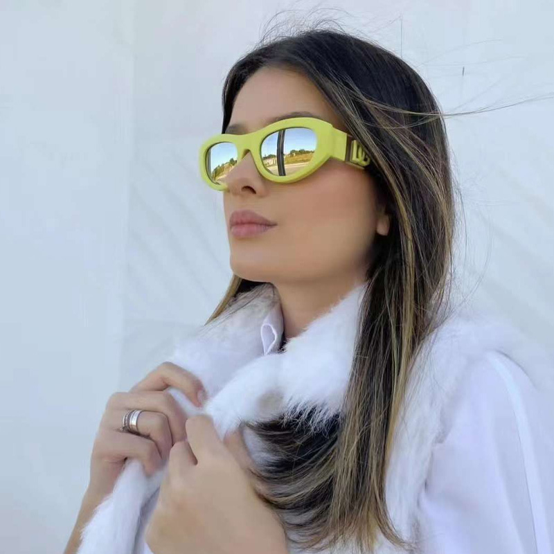 DG6174 Sunglasses In Yellow