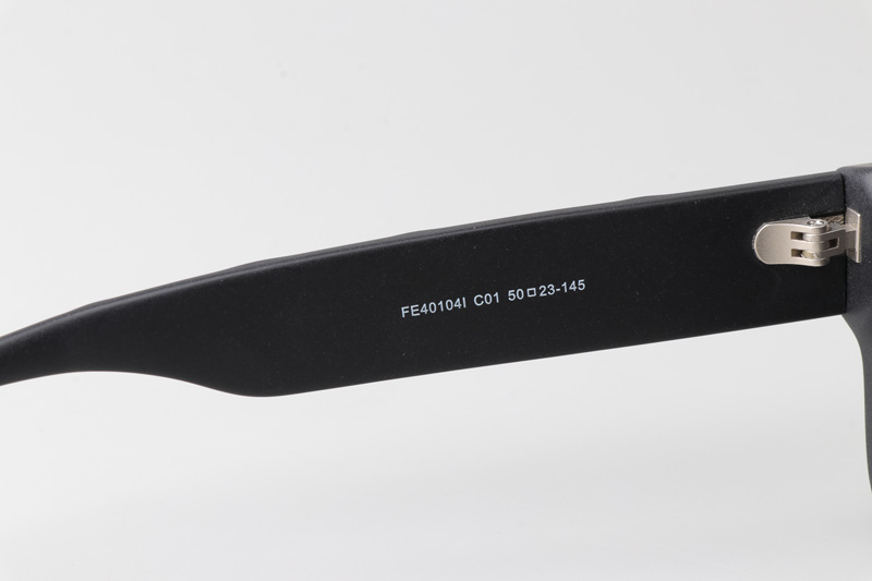 FE40104I Sunglasses Matte Black Gradient Gray