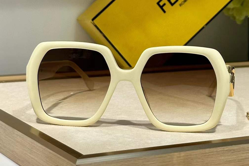 FE40139I Sunglasses White Gradient Brown