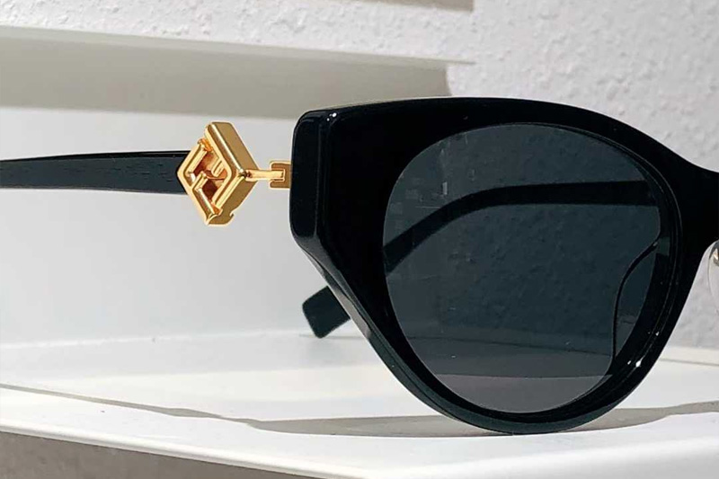 FE50099I Sunglasses Black Gray