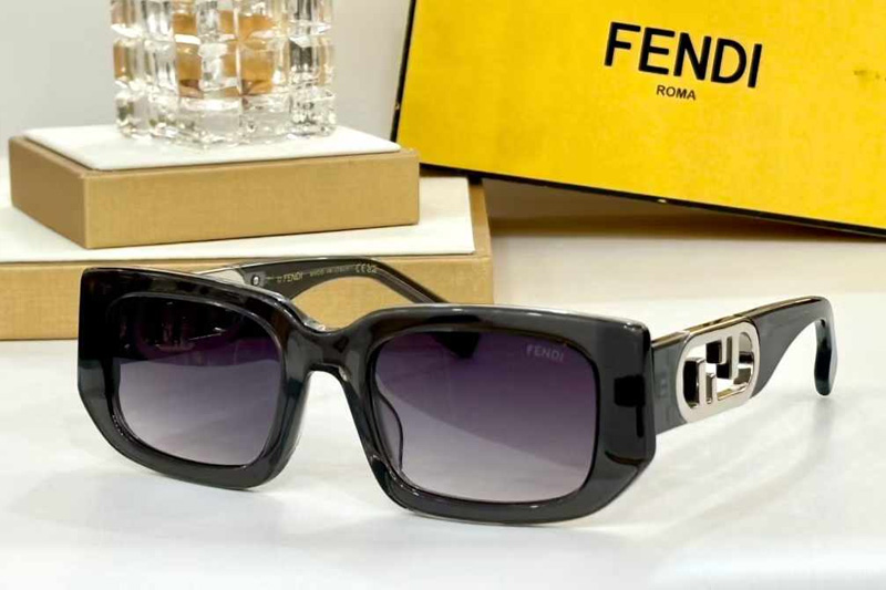 FE8362 Sunglasses Gray Gradient Gray