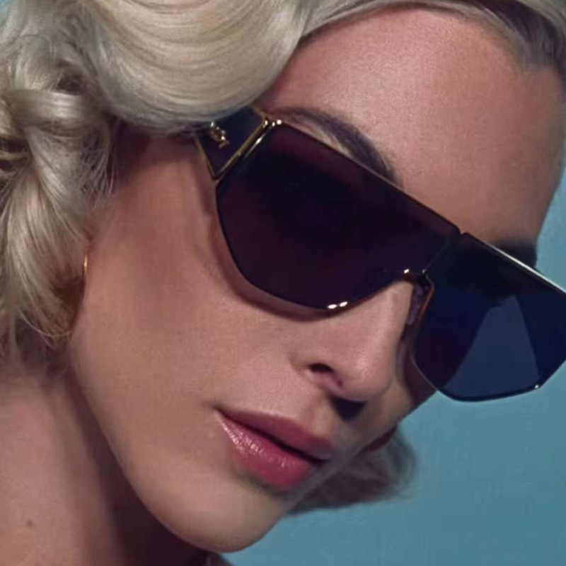 FF M0093S Sunglasses In Gold Blue