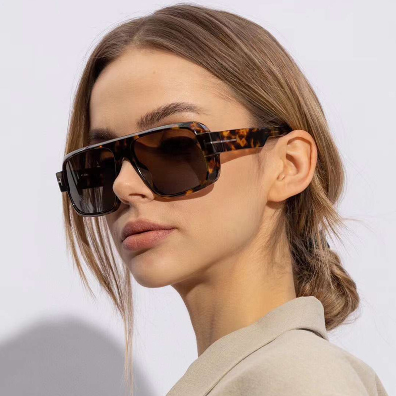 FT1101 Sunglasses Tortoise Gradient Brown