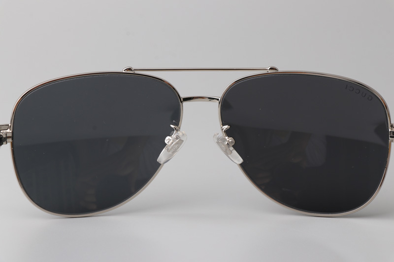 GG0528S Sunglasses Silver Gray
