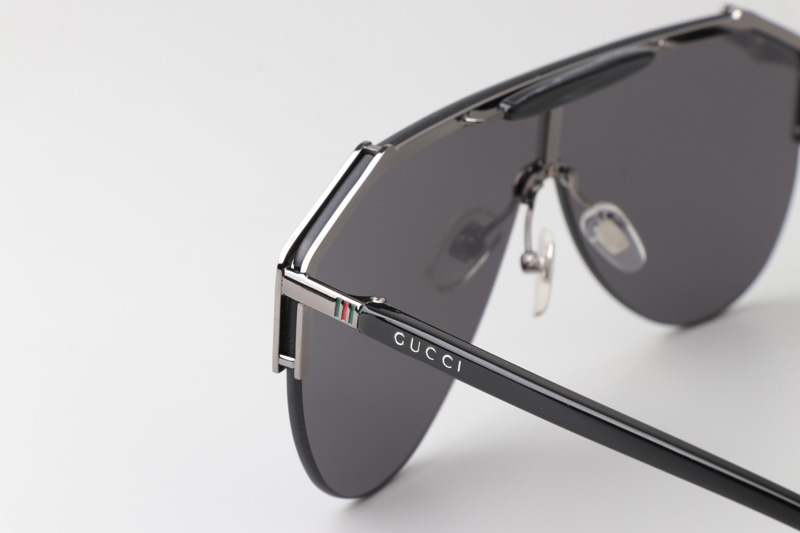 GG0584S Sunglasses Gunmetal Black Gray