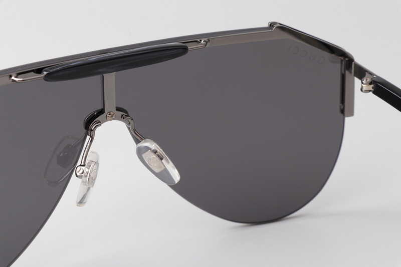GG0584S Sunglasses Gunmetal Black Gray