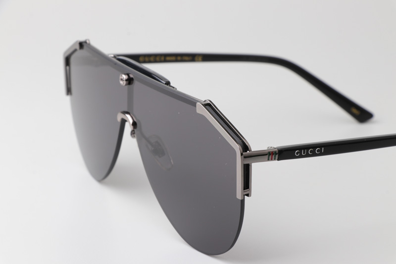 GG0584S Sunglasses Gunmetal Black Gray