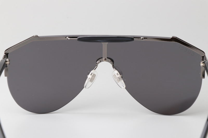GG0584S Sunglasses Gunmetal Black Gray