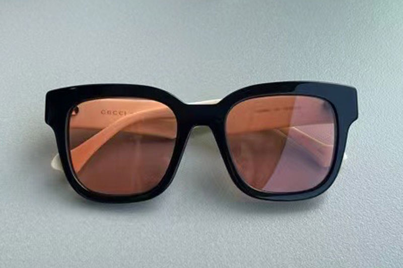 GG0998S Sunglasses In Black White