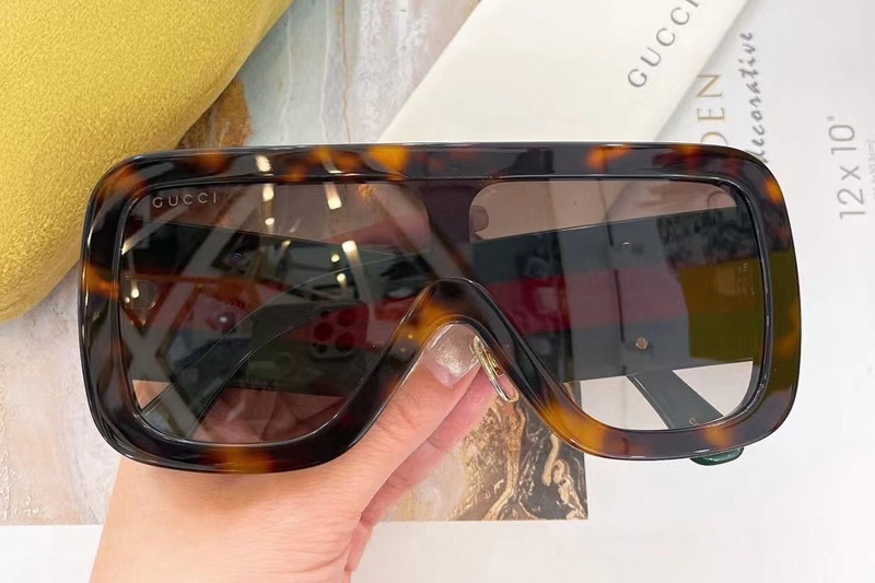 GG1011S Sunglasses In Tortoise Green Red