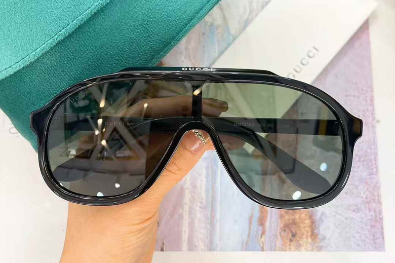 GG1038S Sunglasses Black Green