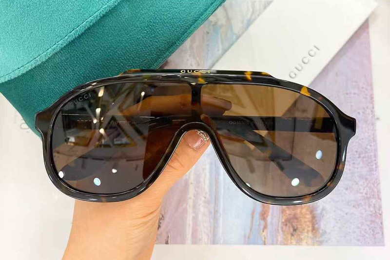 GG1038S Sunglasses Tortoise Brown