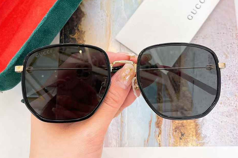 GG1197OA Sunglasses Black Gold Gray