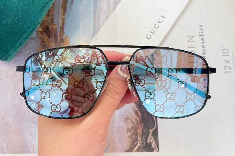 GG1676S Sunglasses Black Pink Logo