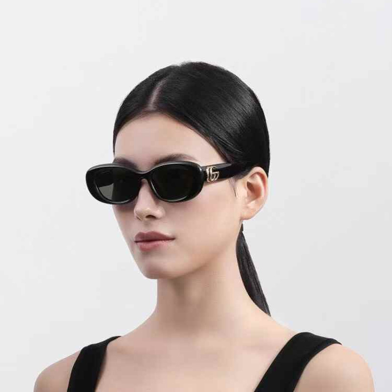 GG1829SK Sunglasses Black Gray