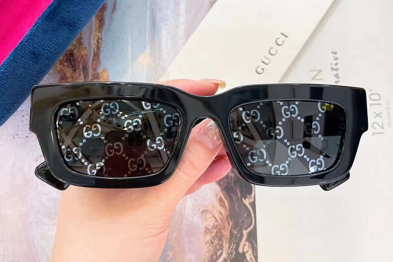 GG1838S Sunglasses Black Gray Logo