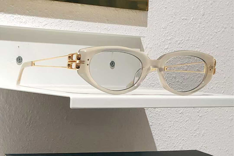 Kunst Sunglasses White Gradient Gray