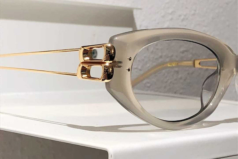 Kunst Sunglasses White Gradient Gray