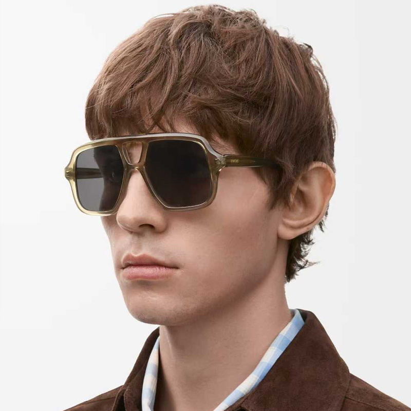LW40161U Sunglasses Brown Gray