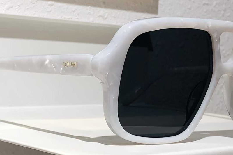 LW40161U Sunglasses White Gray