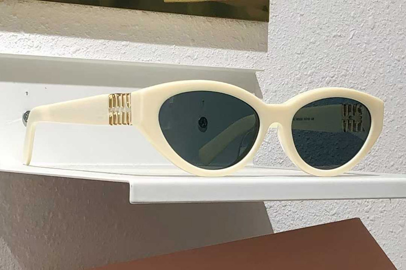 MUA04S Sunglasses Cream Gray