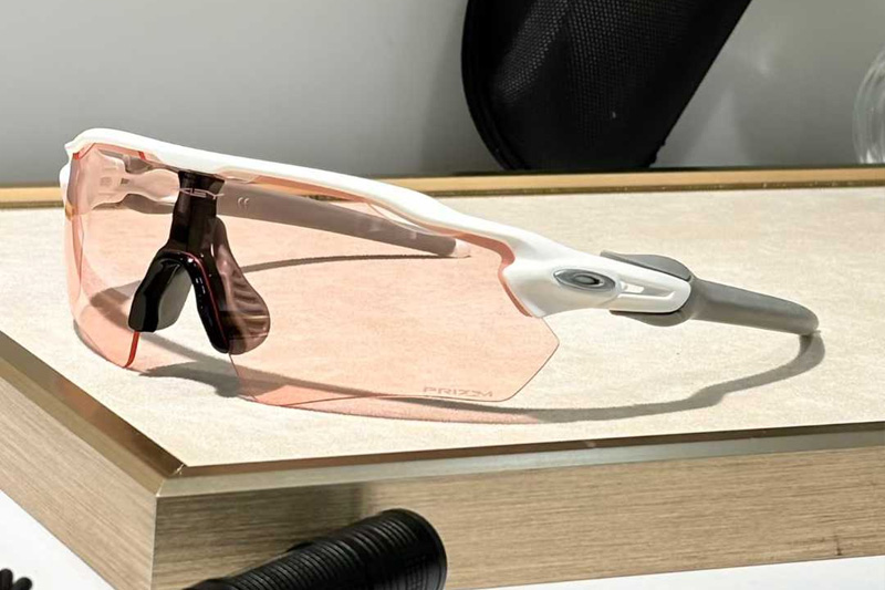 OO9208 Sunglasses White Pink