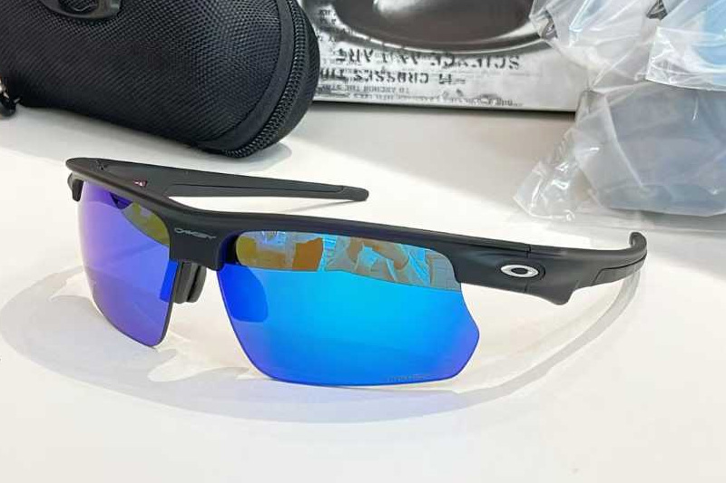OO9400 Sunglasses Black Blue Flash