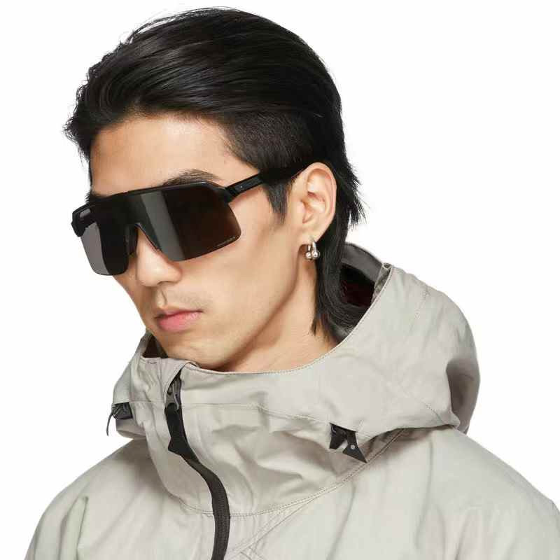 OO9463 Sunglasses Black Gray