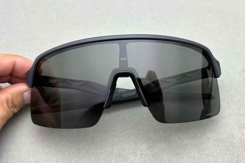 OO9463 Sunglasses Black Gray