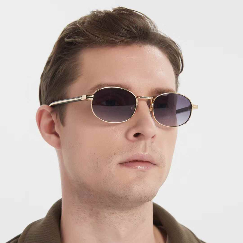 PRB53S Sunglasses Gold Black Gradient Gray