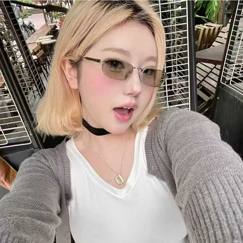 PRB54S Sunglasses Silver Light Gray