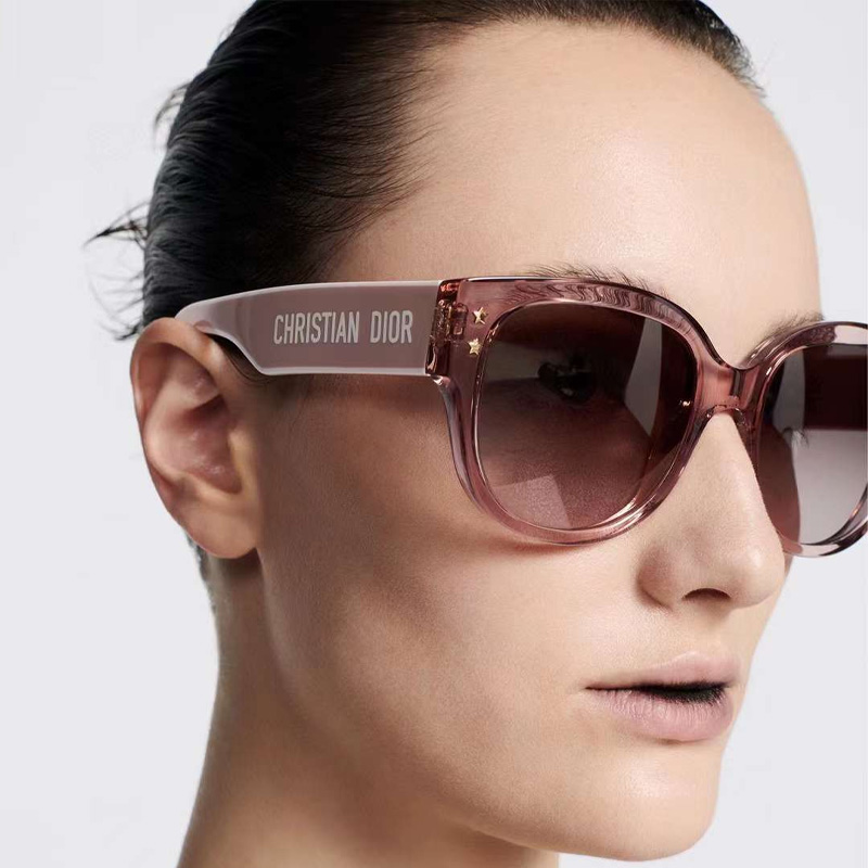 Pacific B2F Sunglasses Pink Gradient Light Gray