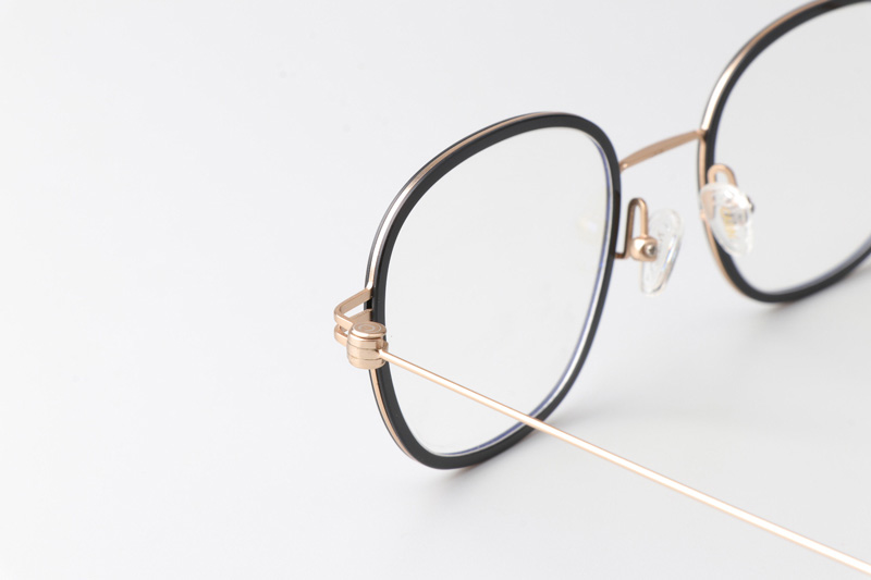 Pinne Eyeglasses Black Gold