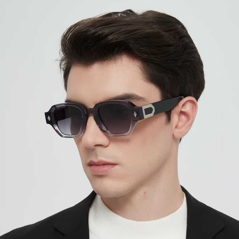 Project P02 Sunglasses Gray Black Gray