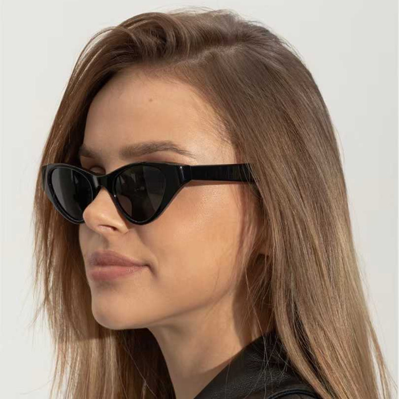 SLM144 Sunglasses Black Gray