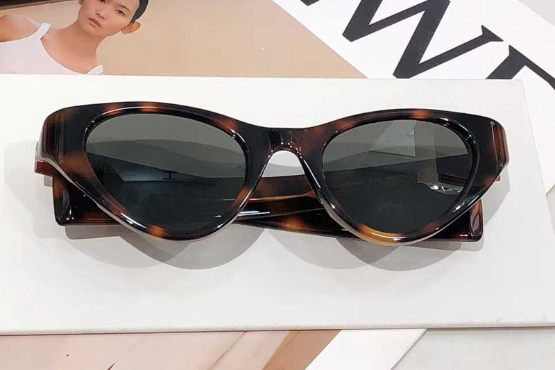 SLM144 Sunglasses Tortoise Gray