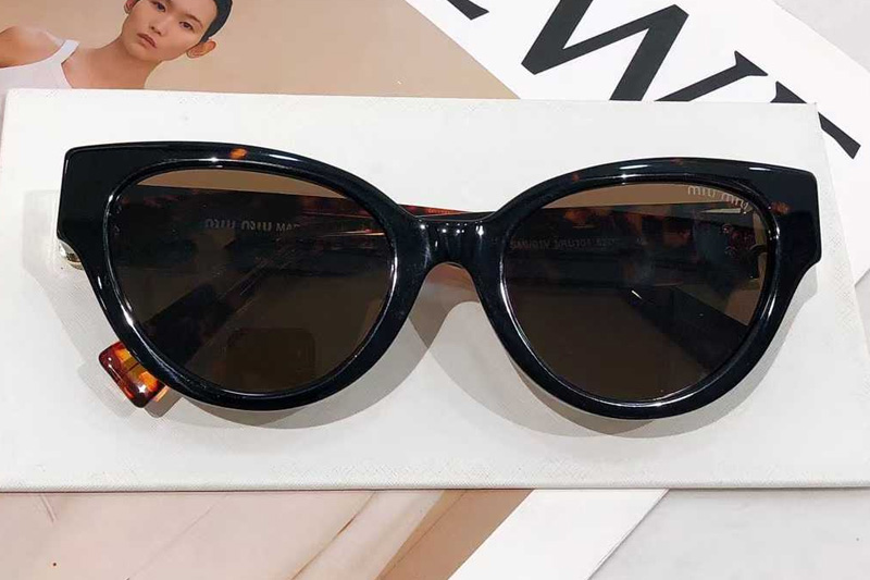 SMU01V Sunglasses Tortoise Brown