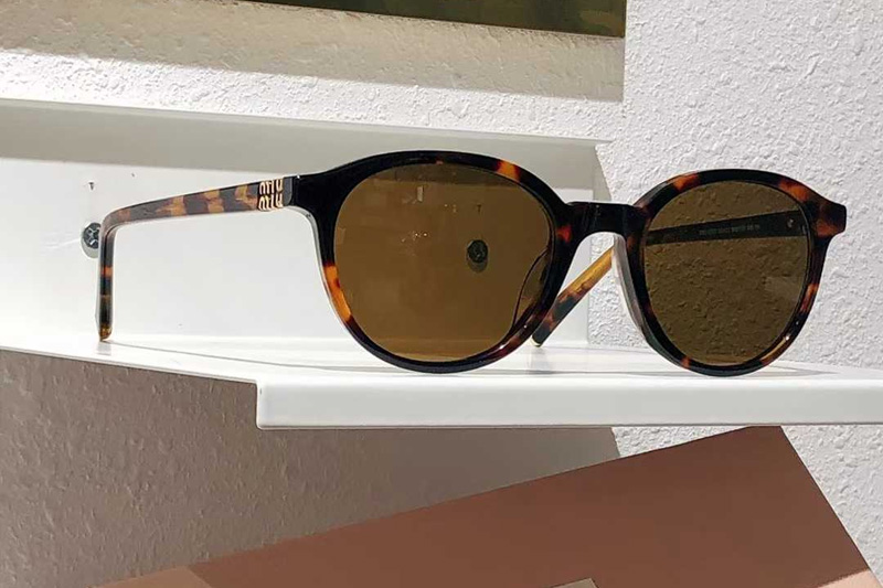 SMU02WV Sunglasses Tortoise Brown