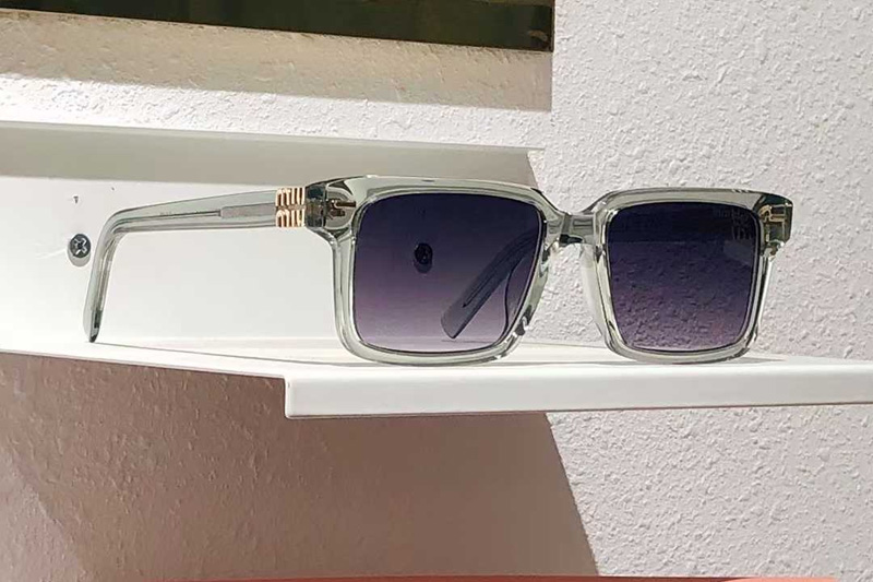 SMU13ZS Sunglasses Transparent Gradient Gray