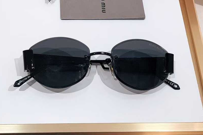 SMU17ZS Sunglasses Black Gray