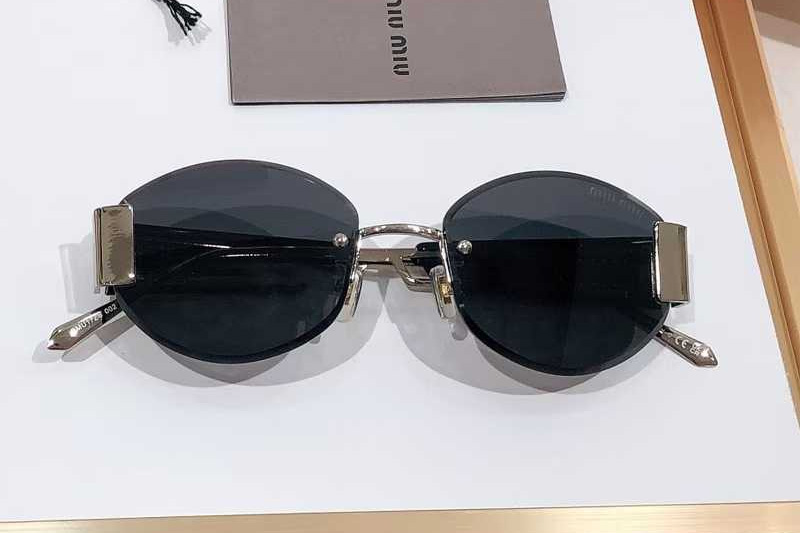 SMU17ZS Sunglasses Black Silver Gray