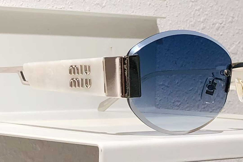 SMU17ZS Sunglasses White Gradient Blue
