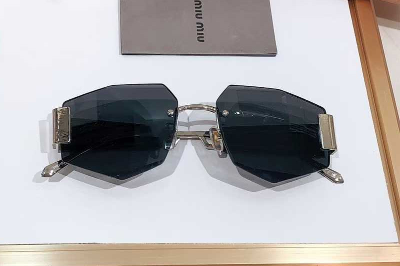 SMU18ZS Sunglasses Black Silver Gray