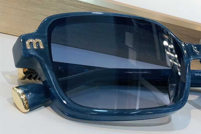 SMU72KS Sunglasses Blue Gradient Blue