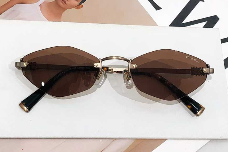 SMUA55 Sunglasses Bronze Brown